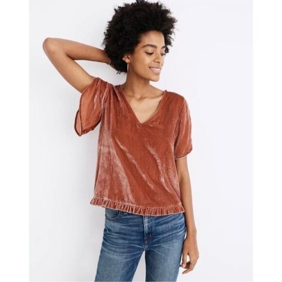 Madewell Tops - Madewell | Velvet Tulip-Sleeve Ruffle Top in SIZE SMALL